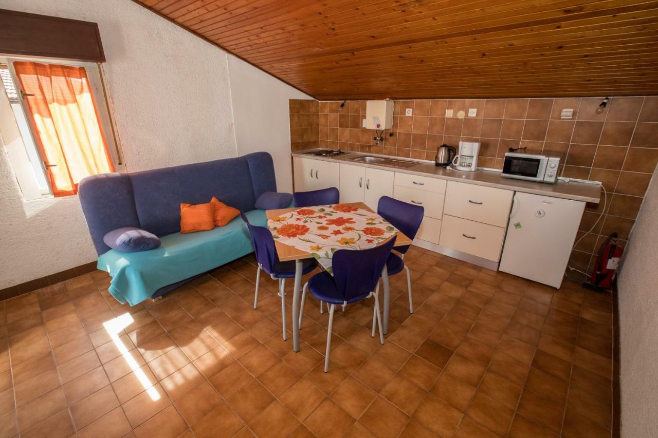 Apartments Renata Kampor المظهر الخارجي الصورة